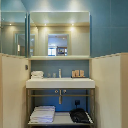Hotel Medinaceli New Reopening 2025 Barcelona Room photo