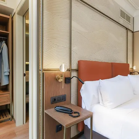 Hotel Medinaceli New Reopening 2025 Barcelona Room photo